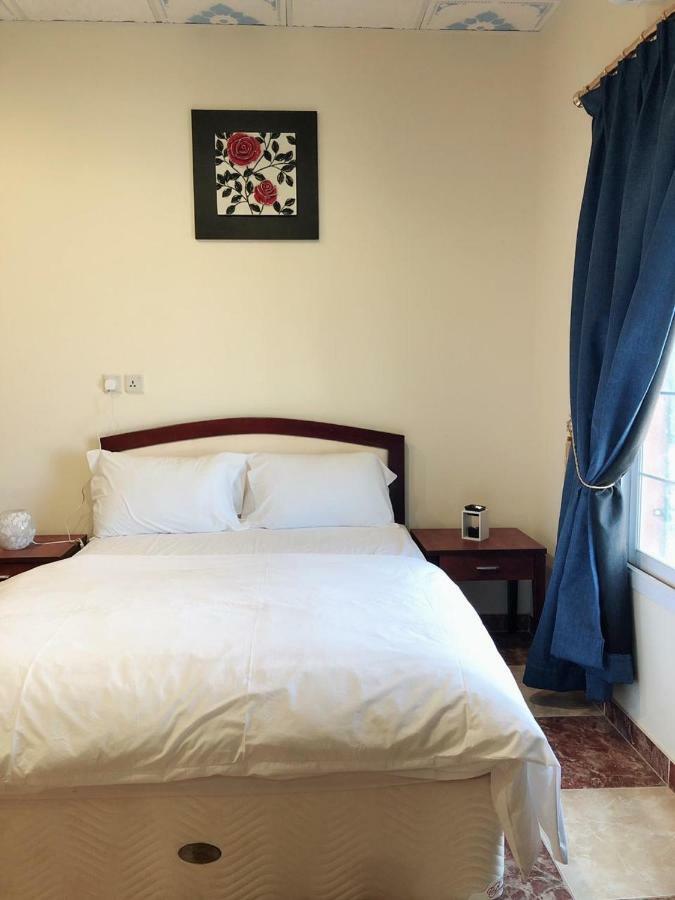 سرو للوحدات السكنية Hotel Al Namas Luaran gambar